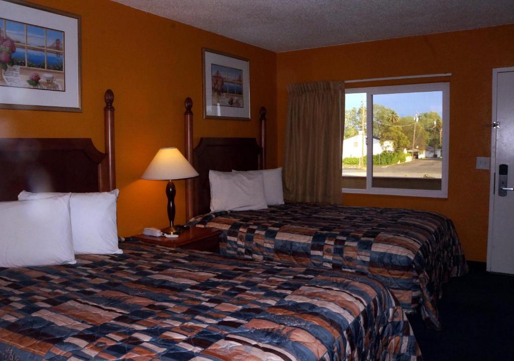 Classic Inn Red Bluff Exterior photo